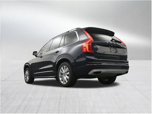 Used 2017 Volvo XC90 T6 Momentum w/ Vision Package AWD/4WD image 24