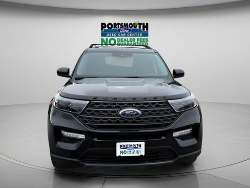 Used 2022 Ford Explorer XLT w/ Equipment Group 202A AWD/4WD image 9