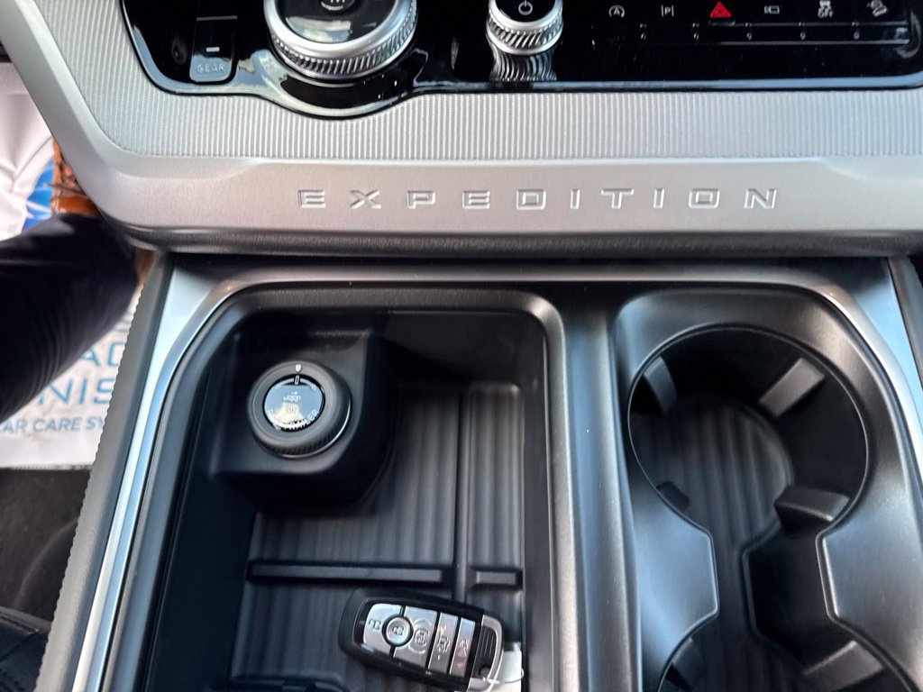 New 2026 Ford Expedition Max Active AWD/4WD image 16