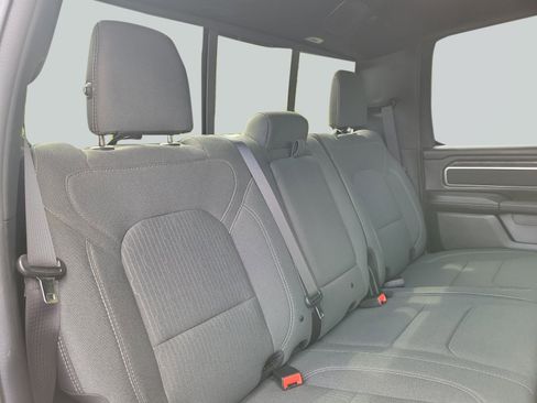 Used 2024 RAM 1500 Big Horn RWD image 34