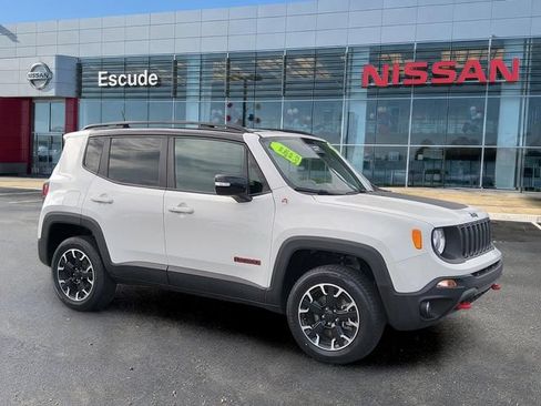 Used 2023 Jeep Renegade Trailhawk AWD/4WD image 1