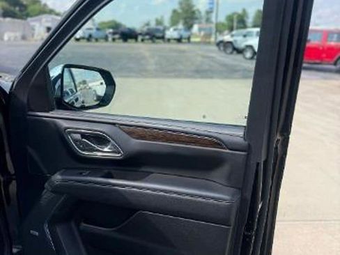 Used 2022 Chevrolet Tahoe Premier image 34