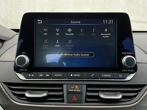 Used 2025 Nissan Altima 2.5 SV image 29