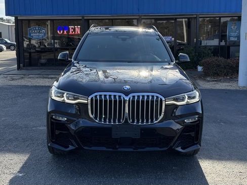 Used 2019 BMW X7 xDrive50i w/ M Sport Package image 3
