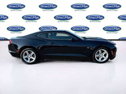 Used 2023 Chevrolet Camaro LT RWD image 8