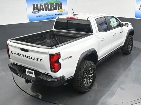 New 2026 Chevrolet Colorado ZR2 w/ Off-Road Front Bumper Package AWD/4WD image 23