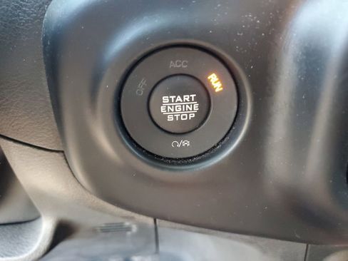 Used 2023 Jeep Wrangler Sport S image 27