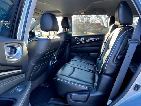 Used 2019 INFINITI QX60 Pure image 17