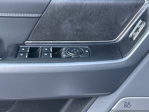 Used 2024 Ford F150 XLT w/ Equipment Group 303A High AWD/4WD image 19