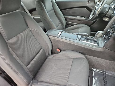 Used 2013 Ford Mustang Coupe image 15