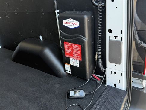 Used 2025 Ford Transit 250 148 High Roof w/ Load Area Protection Package RWD image 9