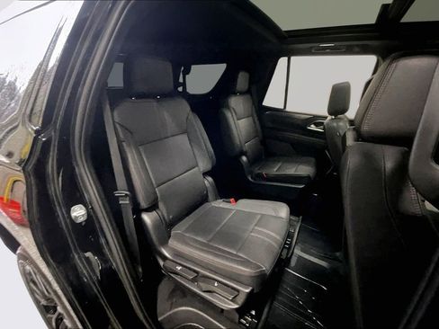 Used 2022 Chevrolet Tahoe RST w/ Luxury Package image 24