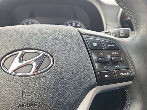 Used 2019 Hyundai Tucson Limited image 19