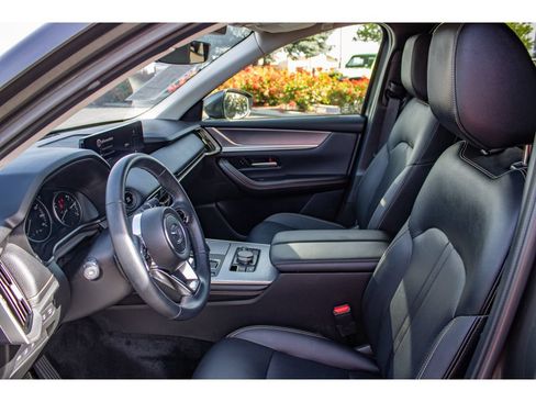 Used 2026 MAZDA CX-90 3.3 Turbo w/ Preferred Package AWD/4WD image 33