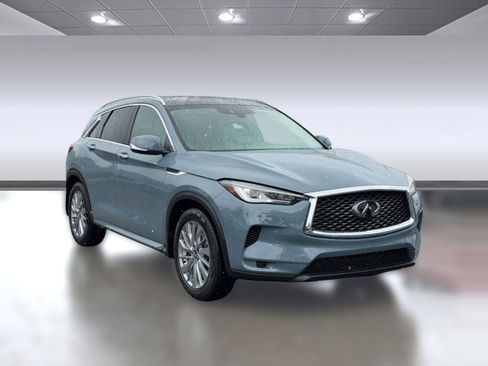 Used 2023 INFINITI QX50 Luxe FWD image 7