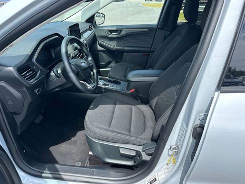 Used 2025 Ford Escape Active AWD/4WD image 9