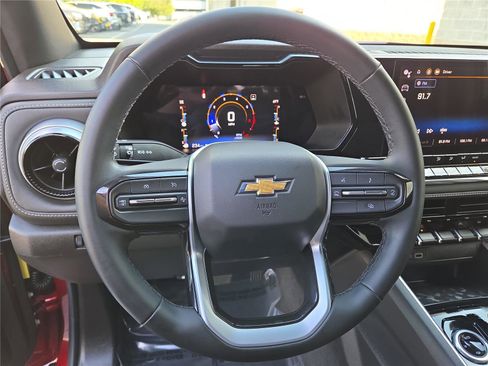 Used 2023 Chevrolet Colorado LT w/ LT Convenience Package image 17