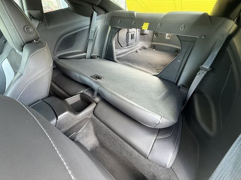 Used 2018 Chevrolet Camaro SS RWD image 38