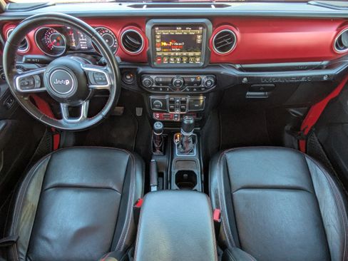 Used 2022 Jeep Wrangler Unlimited Rubicon w/ LED Lighting Group image 20