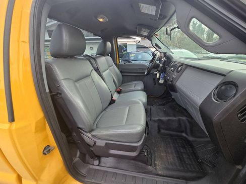 Used 2014 Ford F250 XL w/ Snow Plow Prep Package AWD/4WD image 26