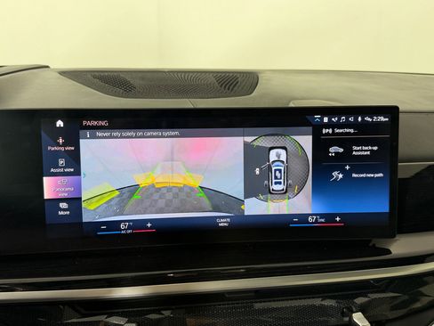 Used 2023 BMW X7 xDrive40i w/ Executive Package image 24