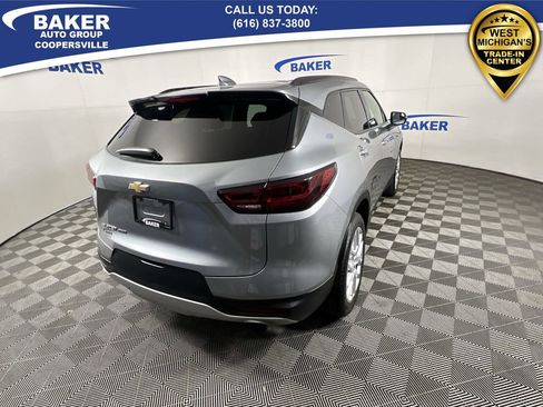 Used 2023 Chevrolet Blazer LT image 9