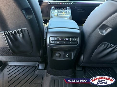 Used 2024 Hyundai Palisade Calligraphy image 20
