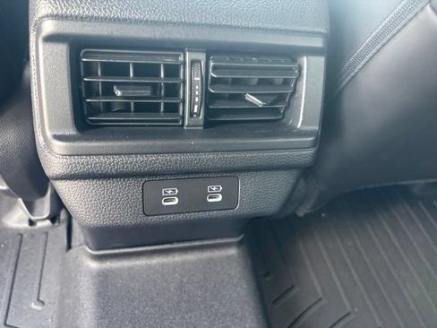 Used 2023 Honda Accord EX-L image 18