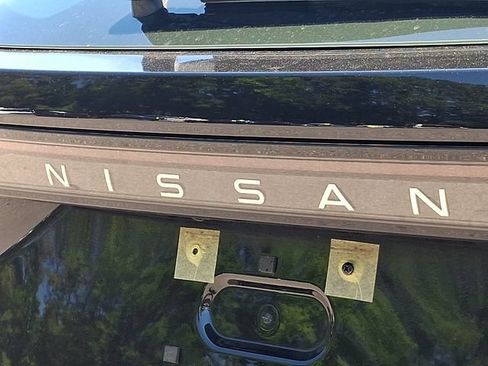Used 2023 Nissan Ariya AWD image 34
