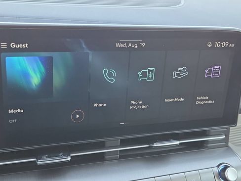 Used 2025 Hyundai Kona SEL FWD image 19