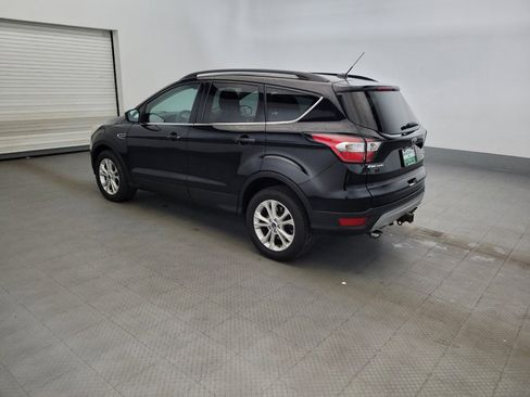 Used 2017 Ford Escape SE w/ Equipment Group 201A AWD/4WD image 3