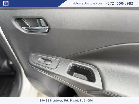 Used 2020 Nissan Versa SV FWD image 45
