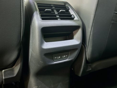 New 2026 Volkswagen Tiguan SE R-Line AWD/4WD image 25