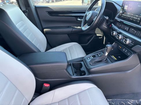 Used 2024 Honda CR-V Sport Touring image 14