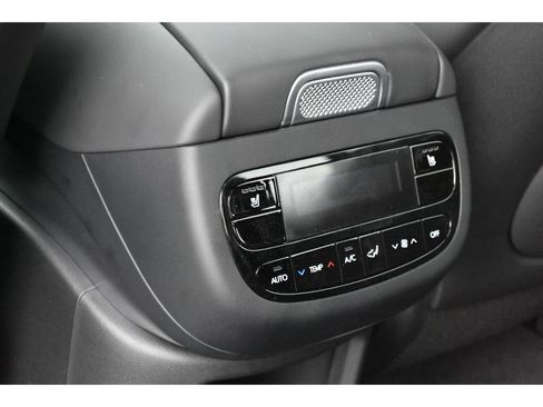 New 2026 Hyundai Ioniq 9 SEL image 13