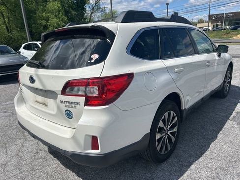 Used 2015 Subaru Outback 2.5i Limited image 3
