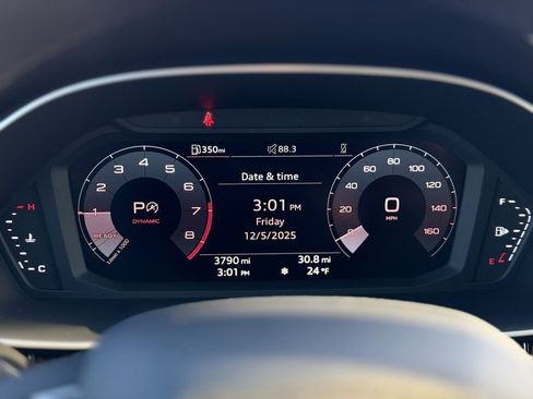 Certified 2025 Audi Q3 2.0T Premium w/ Convenience Package image 13