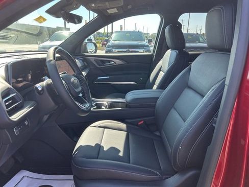New 2026 Chevrolet Traverse LT w/ Enhanced Driving Package image 15