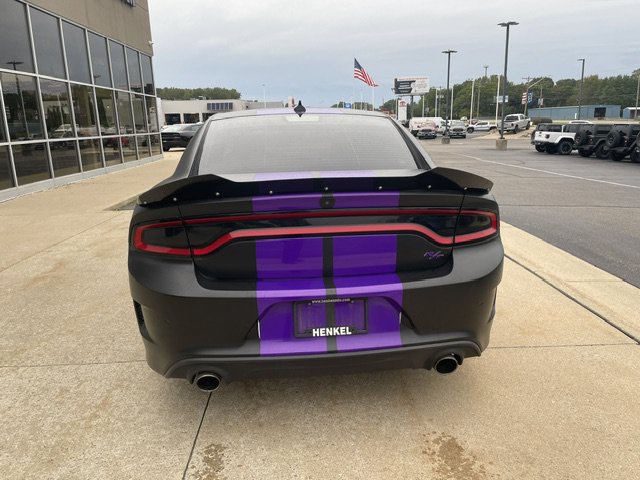 Used 2019 Dodge Charger R/T RWD image 4