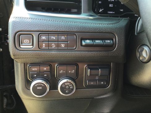 Used 2023 GMC Yukon Denali w/ Max Trailering Package AWD/4WD image 16