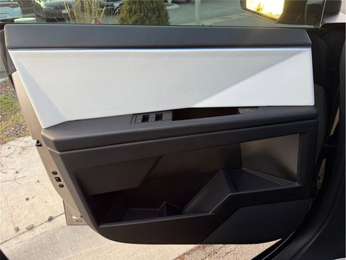 Used 2024 Tesla Cybertruck Cyberbeast image 29