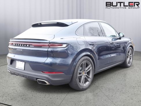Used 2024 Porsche Cayenne Coupe image 7