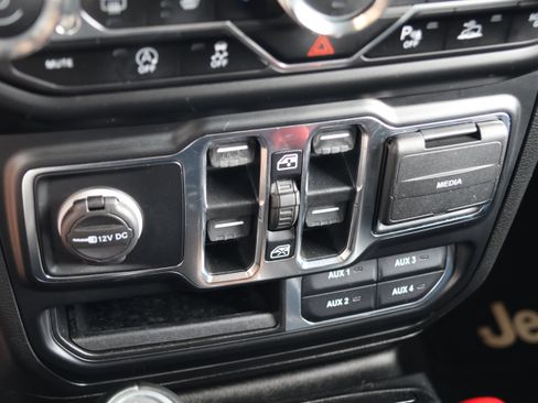 Used 2022 Jeep Gladiator Overland AWD/4WD image 28