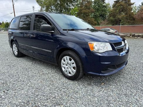 Used 2013 Dodge Grand Caravan American Value Package FWD image 6