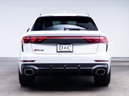 Used 2026 Audi RS Q8 performance AWD/4WD image 5