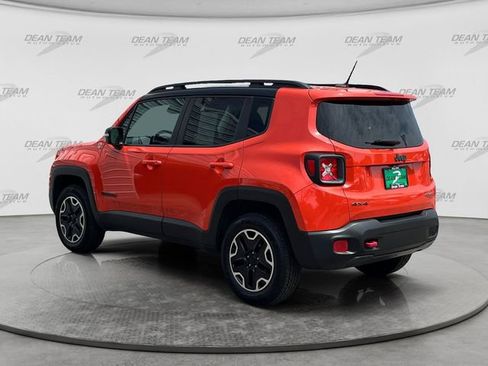 Used 2016 Jeep Renegade Trailhawk w/ Cold Weather Group AWD/4WD image 6