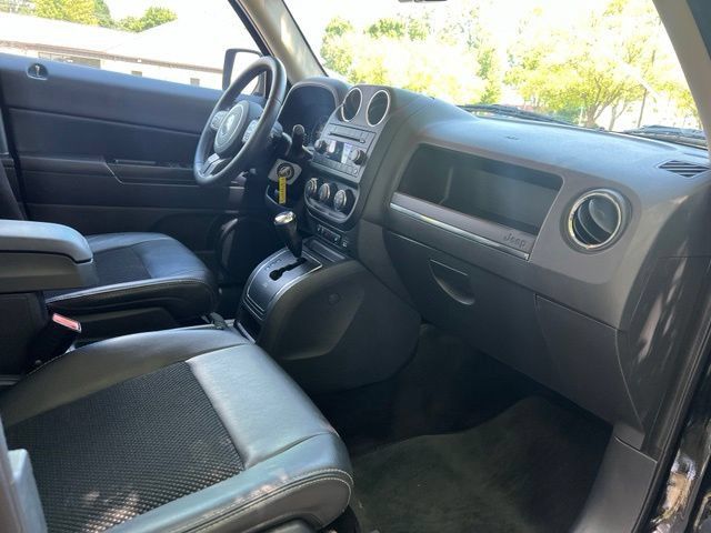 Used 2017 Jeep Patriot Sport w/ Power Value Group FWD image 21