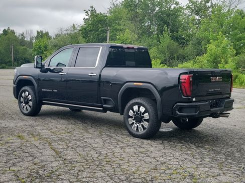Used 2026 GMC Sierra 2500 Denali w/ Denali Reserve Package AWD/4WD image 7