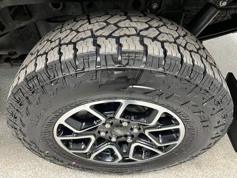 Used 2021 Ford F150 Lariat w/ Equipment Group 502A High image 16