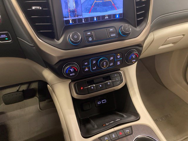 Used 2023 GMC Acadia Denali w/ Denali Technology Package AWD/4WD image 12